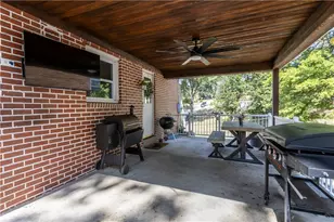 5857 Kings School Rd, Bethel Park, PA 15102 - Photo 3