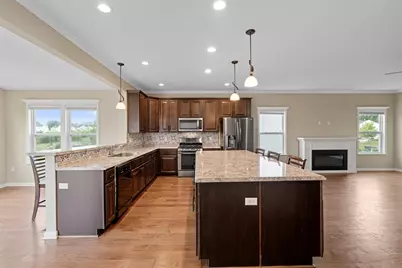 183 Kruger Cir, Forward Township, PA 16033 - Photo 5