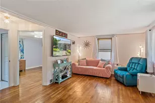 3083 Aljean Dr, Bethel Park, PA 15102 - Photo 9