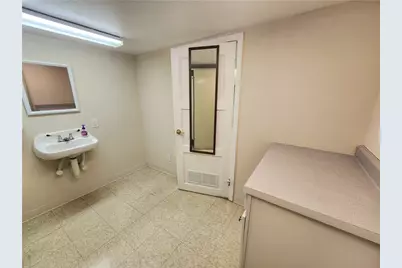 1510 Jackson Ave, New Castle, PA 16101 - Photo 27