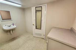 1510 Jackson Ave, New Castle, PA 16101 - Photo 27