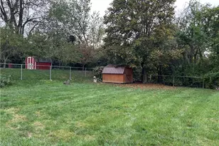 213 New Hampshire Dr, Lower Burrell, PA 15068 - Photo 29