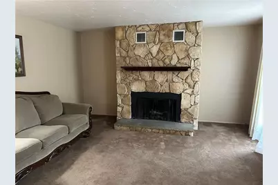 213 New Hampshire Dr, Lower Burrell, PA 15068 - Photo 9