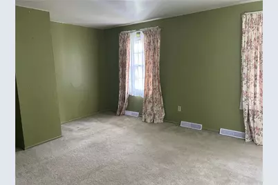 213 New Hampshire Dr, Lower Burrell, PA 15068 - Photo 21