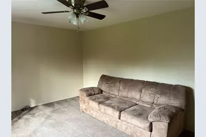 213 New Hampshire Dr, Lower Burrell, PA 15068 - Photo 13