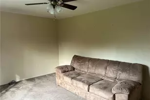 213 New Hampshire Dr, Lower Burrell, PA 15068 - Photo 13