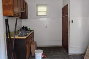 423 N Holland Ave, Rankin, PA 15104 - Photo 11