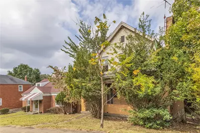 2233 Laketon Rd, Pittsburgh, PA 15221 - Photo 3