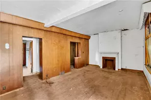 2233 Laketon Rd, Pittsburgh, PA 15221 - Photo 5