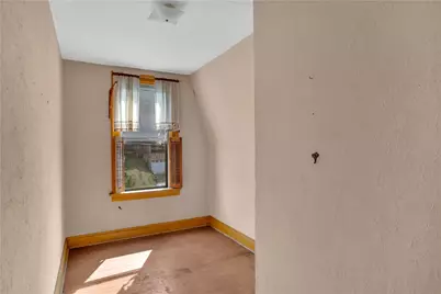 2233 Laketon Rd, Pittsburgh, PA 15221 - Photo 17