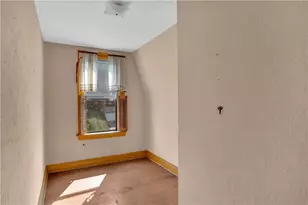 2233 Laketon Rd, Pittsburgh, PA 15221 - Photo 17