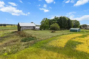 3205 Eastbrook Volant Rd, Hickory Township, PA 16156 - Photo 9