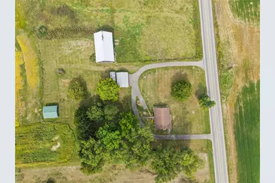 3205 Eastbrook Volant Rd, Hickory Township, PA 16156 - Photo 5