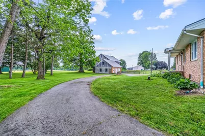 3205 Eastbrook Volant Rd, Hickory Township, PA 16156 - Photo 25
