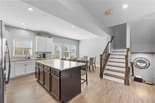 100 Curtis Ct, Ross Twp, PA 15237 - Photo 3