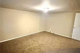 1020 Brackenridge Ave, Brackenridge, PA 15014 - Photo 13