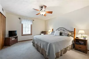 2569 Pheasant Run, Pittsburgh, PA 15090 - Photo 13