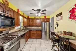 211 Rosebriar, Pittsburgh, PA 15116 - Photo 9