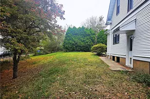 10361 Washington Ave, North Huntingdon, PA 15642 - Photo 37