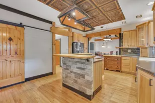 4064 State Route 488, Perry Township, PA 16051 - Photo 9