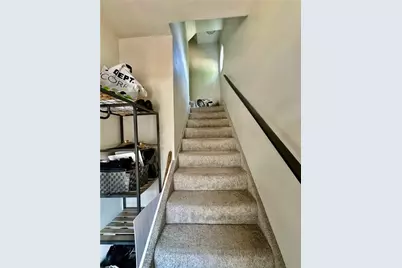 3586 Elmhurst Ave, Pittsburgh, PA 15212 - Photo 9