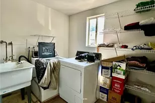 3586 Elmhurst Ave, Pittsburgh, PA 15212 - Photo 7