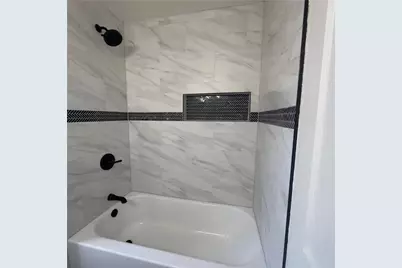 240 Ridgewood Ave, Pittsburgh, PA 15229 - Photo 11