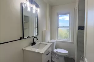 240 Ridgewood Ave, Pittsburgh, PA 15229 - Photo 9