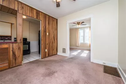 421 Avenue D, Pittsburgh, PA 15221 - Photo 15