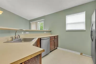 111 Aspen Dr, Brighton Township, PA 15009 - Photo 9