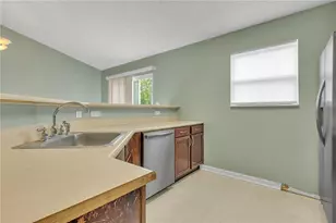 111 Aspen Dr, Brighton Township, PA 15009 - Photo 9