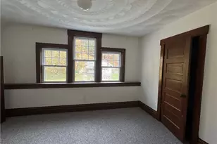 565 Indiana Rd, Washington/Creekside, PA 15732 - Photo 11