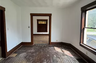 565 Indiana Rd, Washington/Creekside, PA 15732 - Photo 7