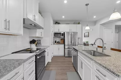 35 Dana Drive, Findlay Township, PA 15108 - Photo 15