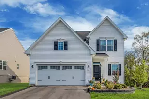 35 Dana Dr, Findlay Township, PA 15108 - Photo 1