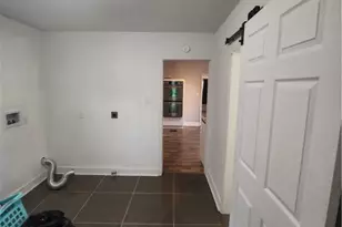 1417 Hall Ave, Sharon, PA 16146 - Photo 11