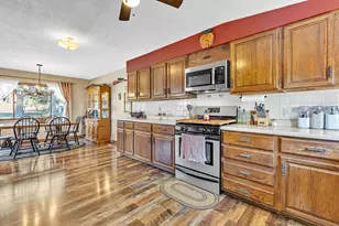 6437 Tuscarawas Rd, Ohioville, PA 15059 - Photo 11