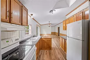 454 Mountain View Rd, Union Township, PA 16101 - Photo 5