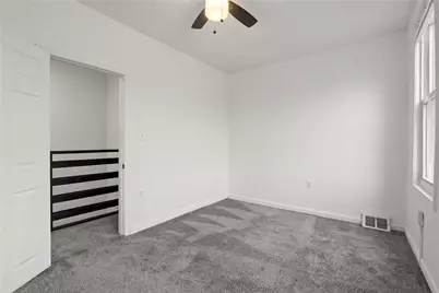 222 S 6th St, Jeannette, PA 15644 - Photo 11