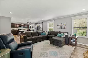 330 Everest Cir, Chartiers, PA 15342 - Photo 11