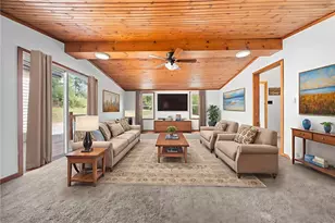 211 Stuber Rd, New Brighton, PA 15066 - Photo 9