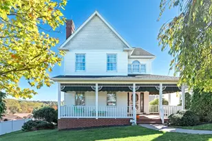 522 Skyline Dr, Rostraver, PA 15012 - Photo 1