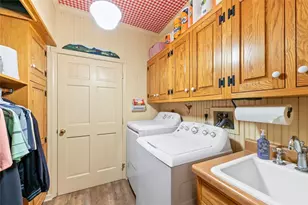 522 Skyline Dr, Rostraver, PA 15012 - Photo 21