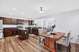 555 Gardenia Dr, Rostraver, PA 15012 - Photo 21