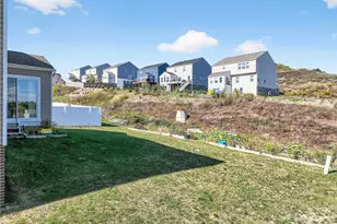 555 Gardenia Dr, Rostraver, PA 15012 - Photo 45