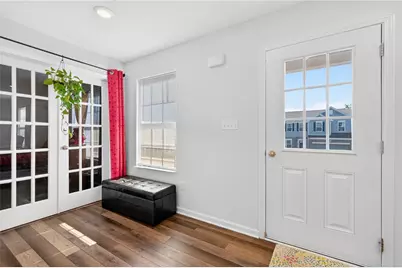 555 Gardenia Dr, Rostraver, PA 15012 - Photo 5