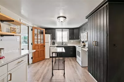 309 Thorne St, Houston, PA 15342 - Photo 5