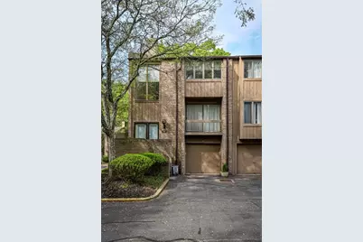 201 Pine Ct, Ross Twp, PA 15237 - Photo 1