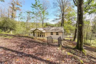 102 Snee Ln, Middlecreek Township, PA 15622 - Photo 5