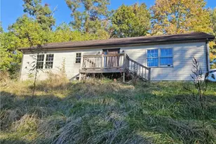 349 Vanderbilt Rd, Connellsville, PA 15425 - Photo 3